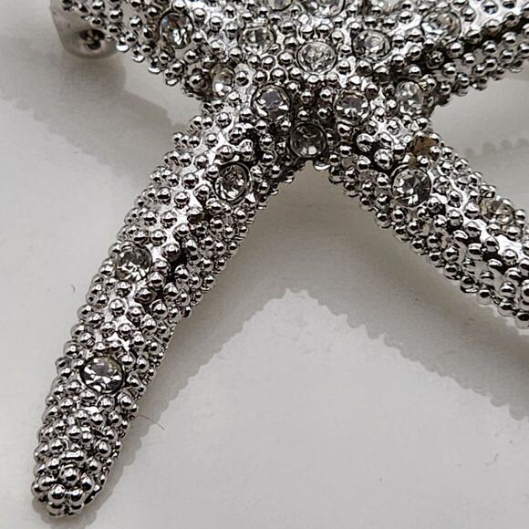 Vintage Sparkling Cubic Zirconia Silver Starfish Brooch Pin - Picture 6 of 9